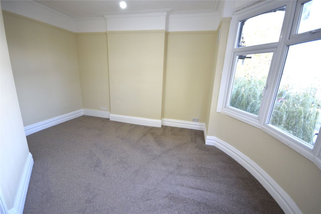 Property photo 3 of 13 Picture No. 30