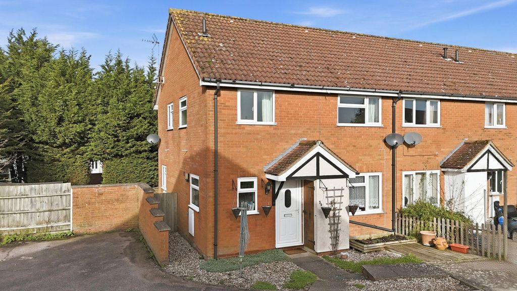 Property photo 1 of 8