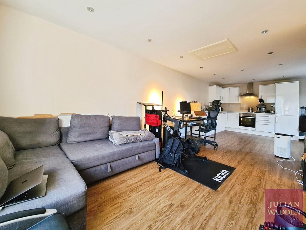 Property photo 1 of 9 Picture No. 05