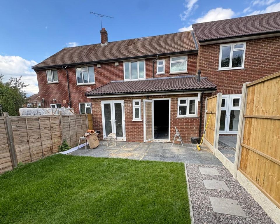Property photo 1 of 8
