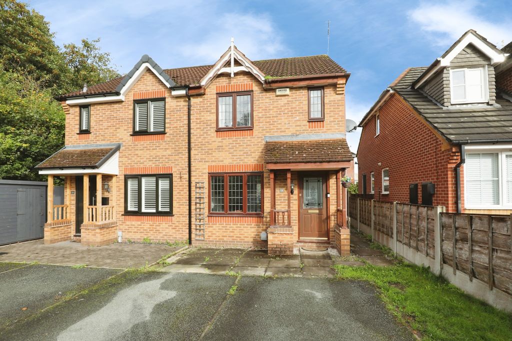 Property photo 1 of 18