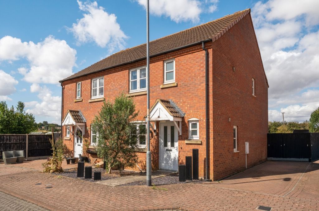 Property photo 1 of 25 2-6A730d3A821Ec-1502329-19Fd16A99997c-2-2
