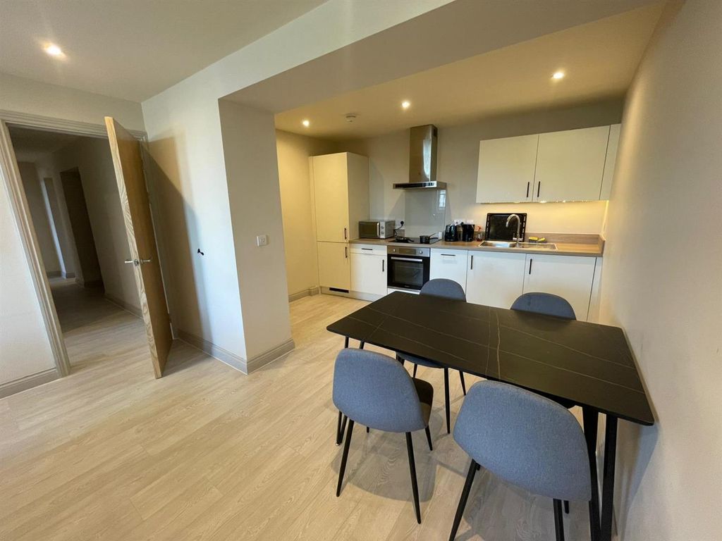 Property photo 3 of 7 CH35 3 .Jpg