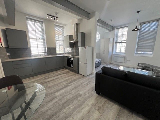 Property photo 2 of 11