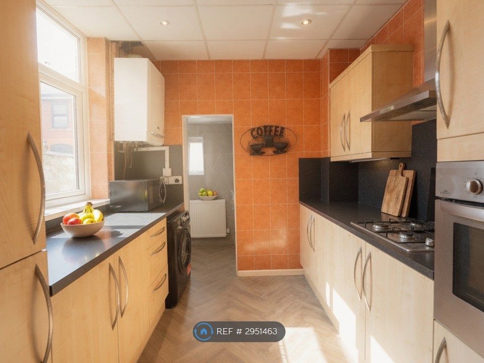 Property photo 3 of 6