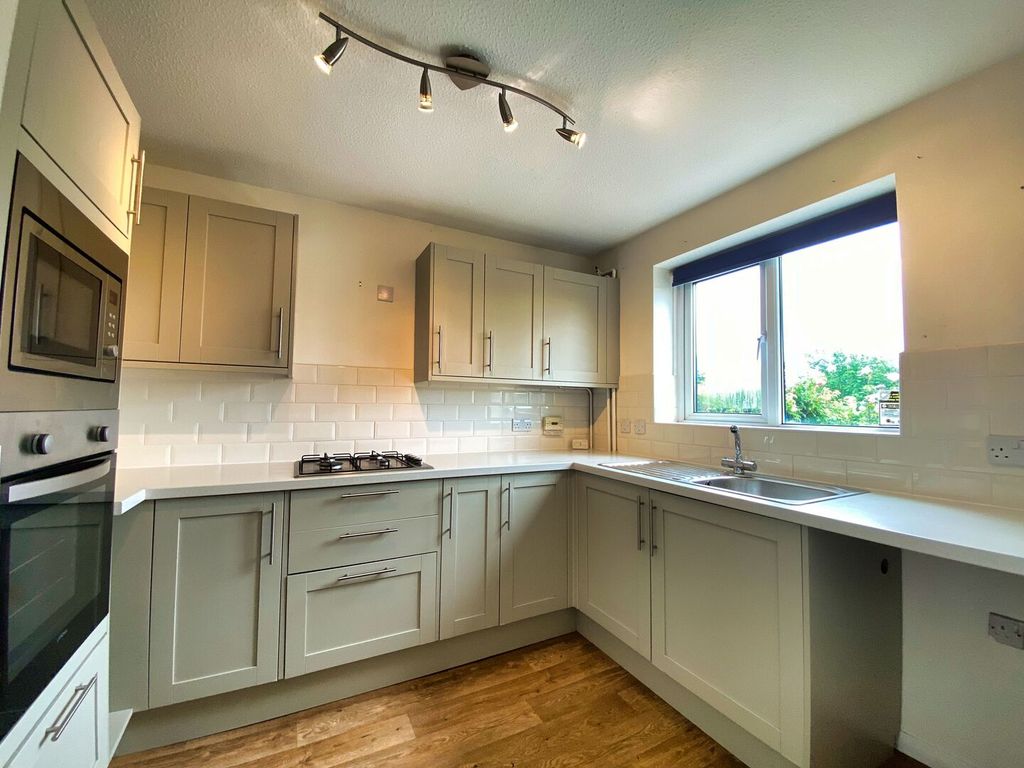 Property photo 2 of 8 Img_243_1_Original.Jpg