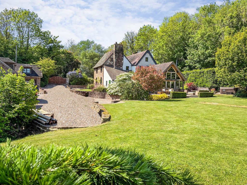 Property photo 1 of 67