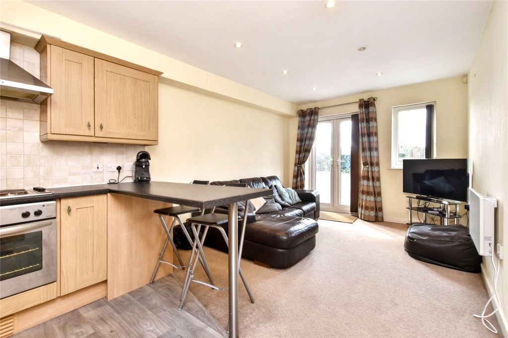 Property photo 2 of 11 Picture No. 06