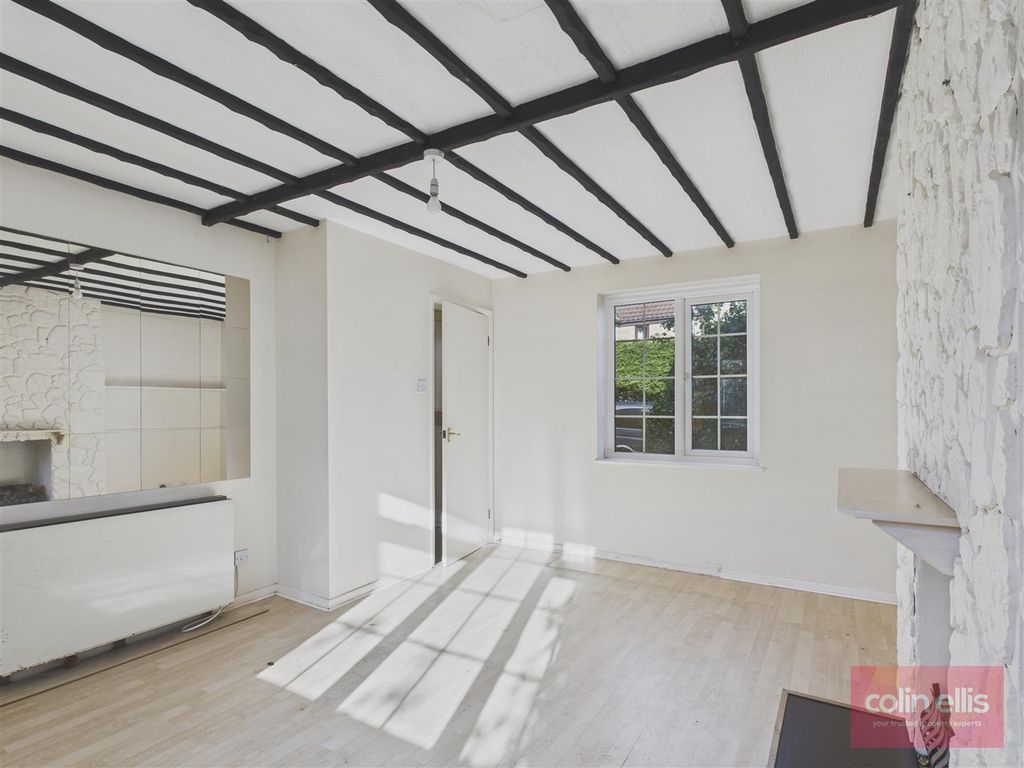 Property photo 3 of 16 Cam05075G0-Pr0212-Still002.Jpg