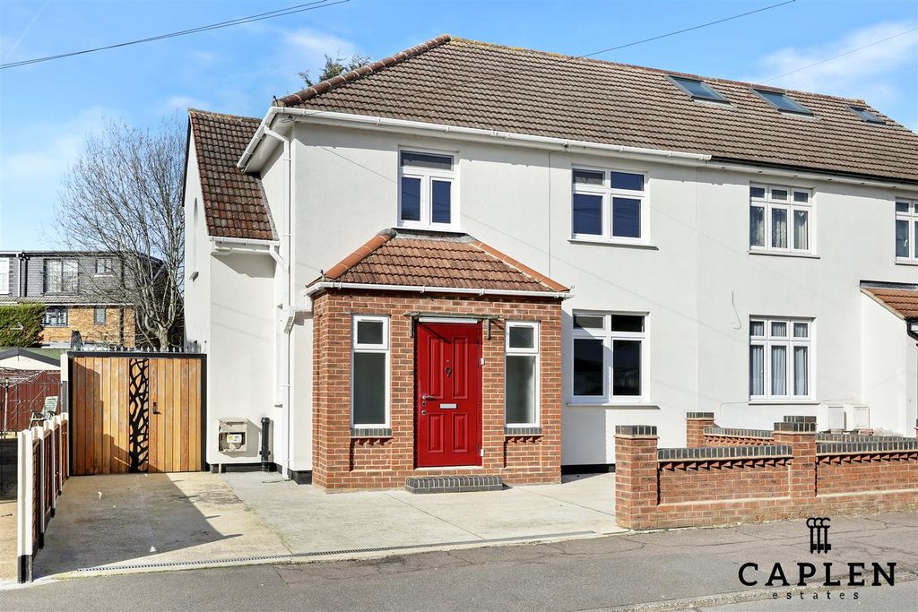 Property photo 1 of 23