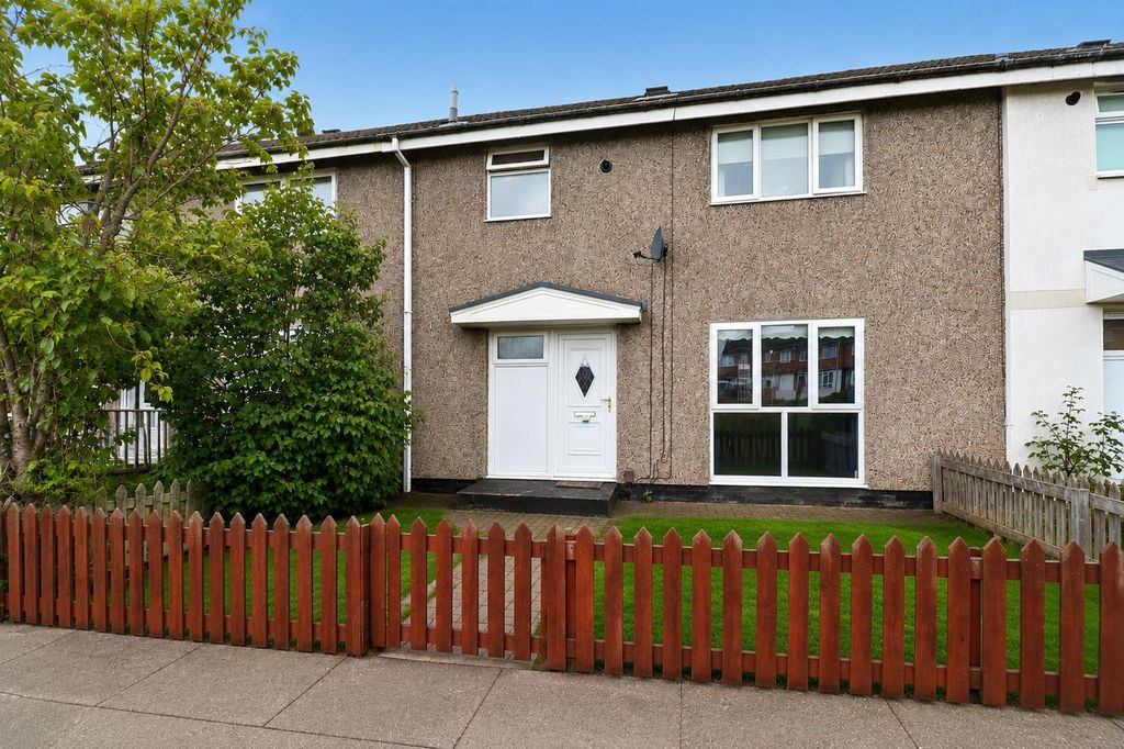 Property photo 1 of 16