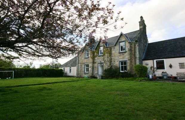 Property photo 2 of 17