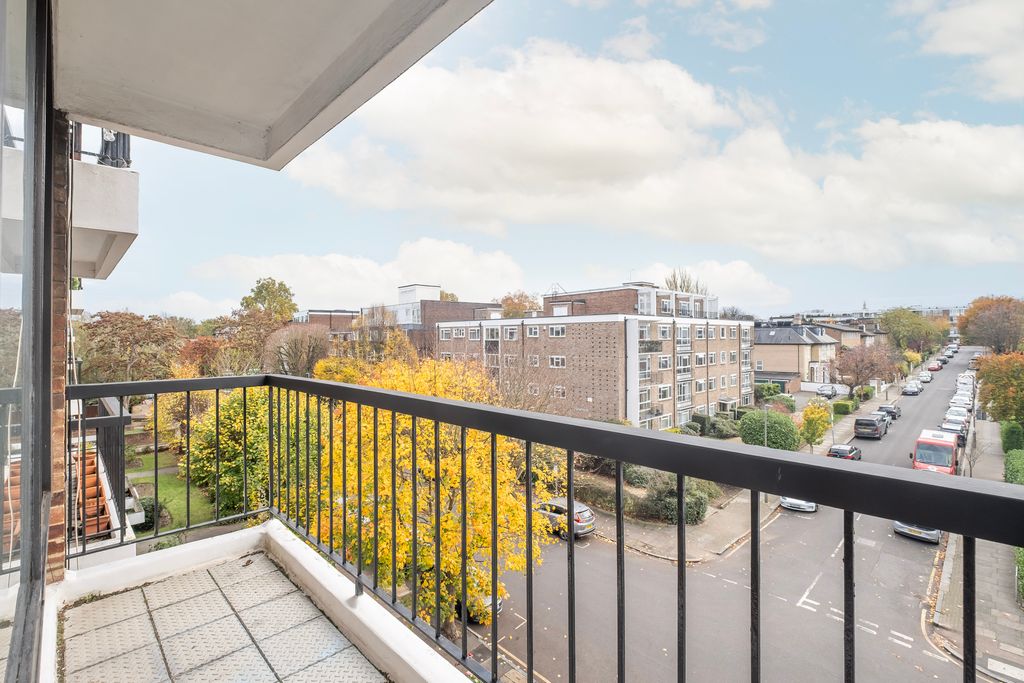 Property photo 3 of 13