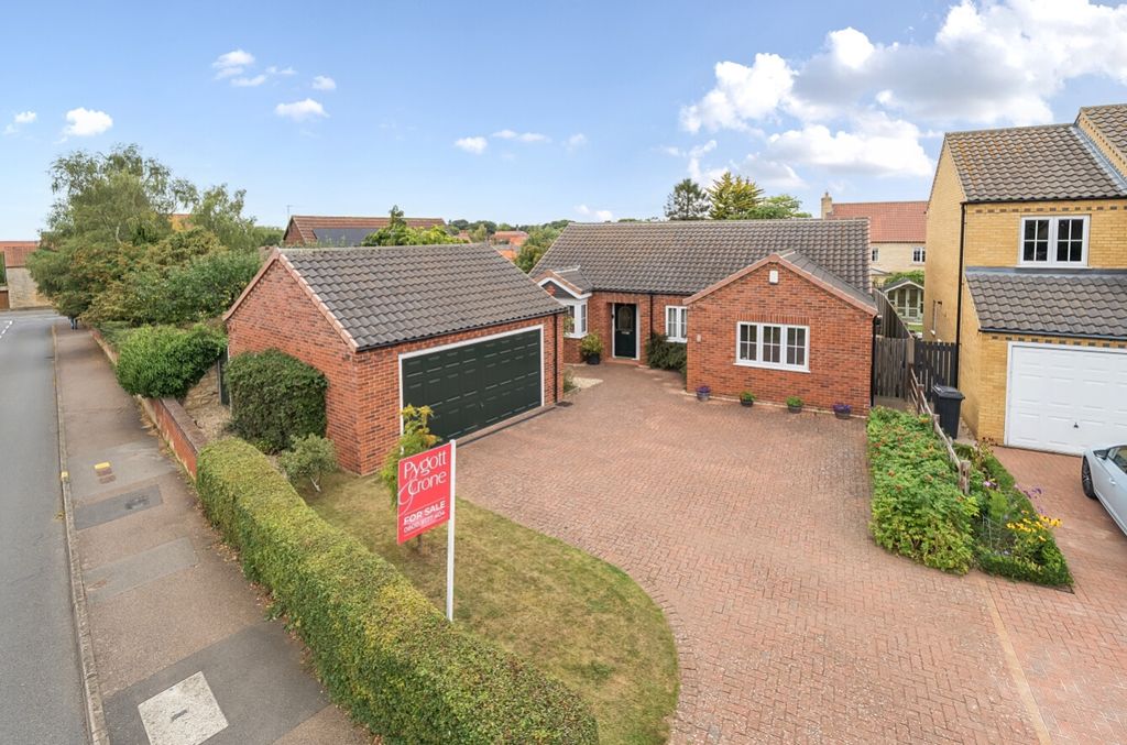 Property photo 1 of 23 -68A8192239856-l-1342200-1-68A7432172Aa7