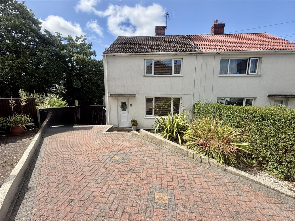 Property photo 1 of 25