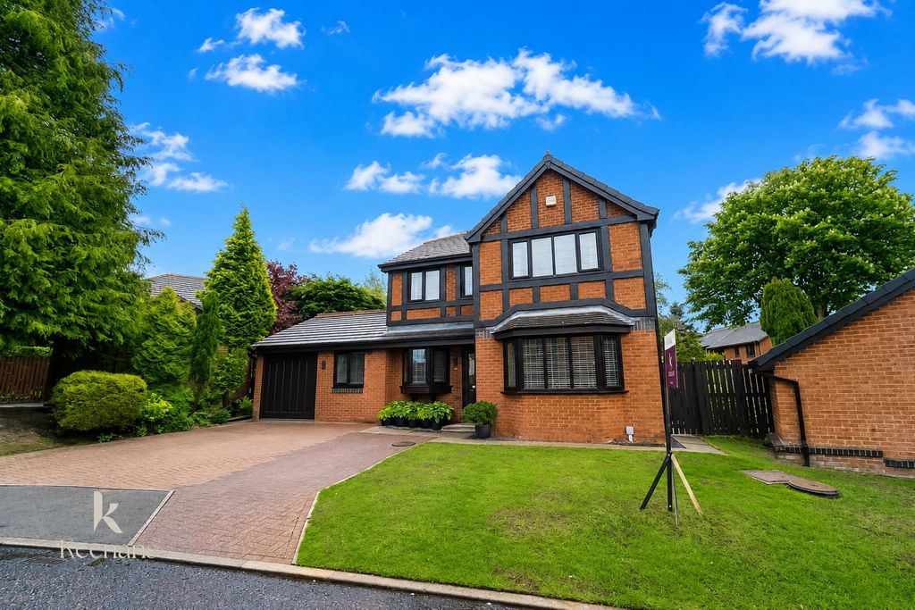Property photo 1 of 46