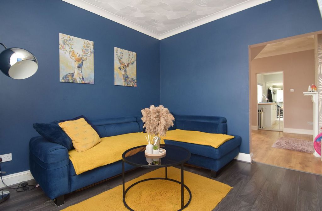 Property photo 3 of 16