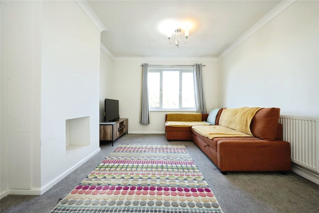 Property photo 2 of 11 Picture No. 21