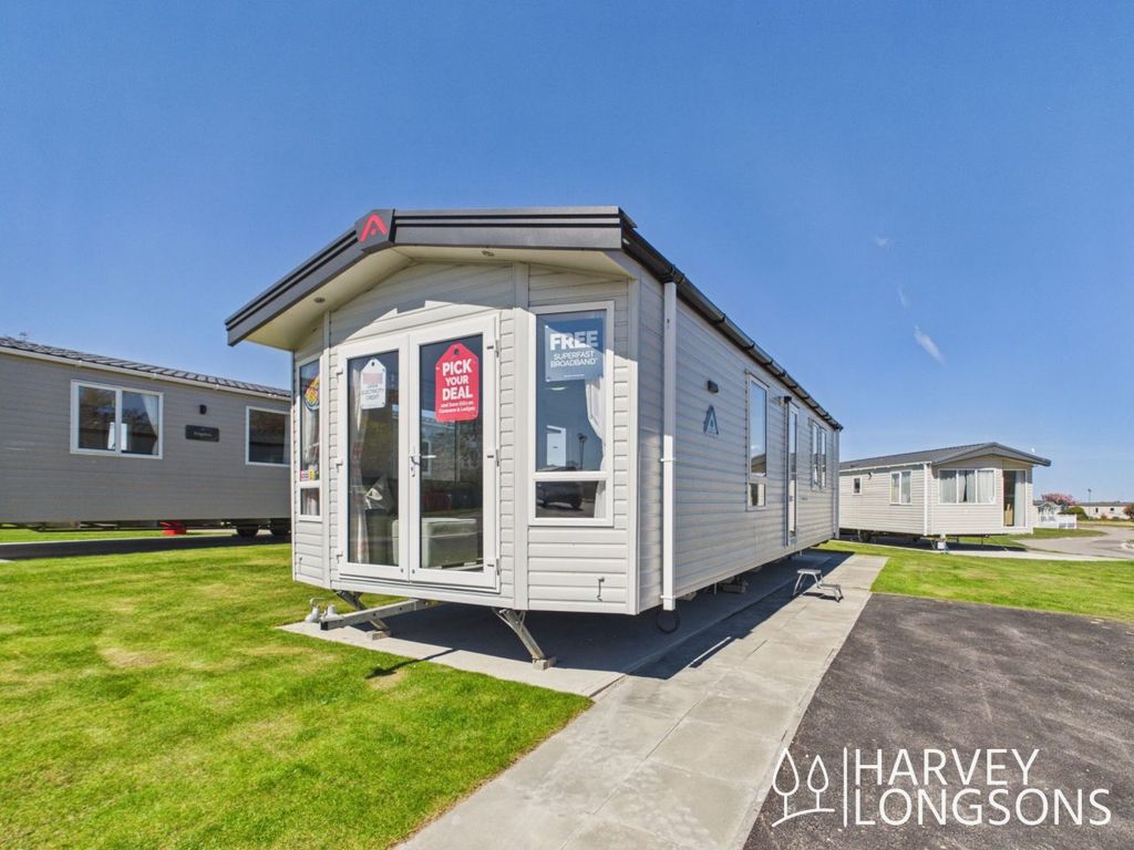 Property photo 1 of 15 Atlas Chorus Static Caravan For Sale Silver Sands Holiday Park UK
