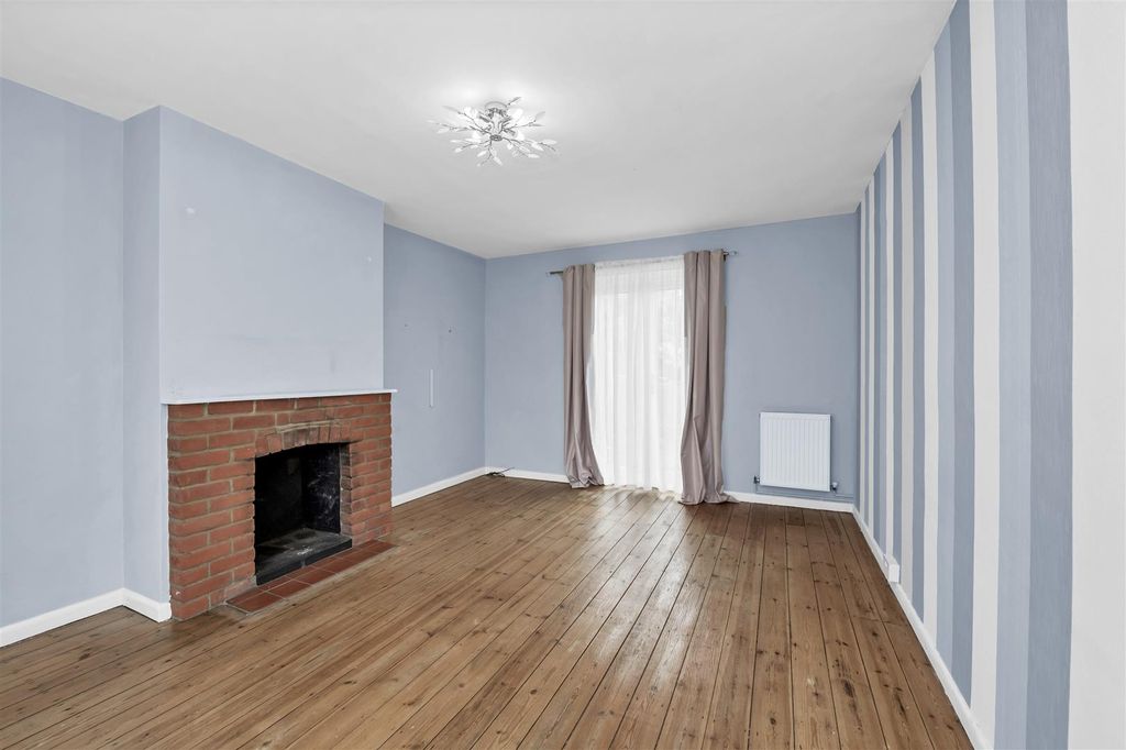 Property photo 3 of 15 Dcp_0711.Jpg