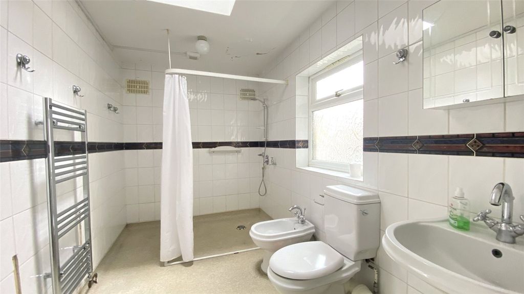 Property photo 3 of 5 Picture No. 01