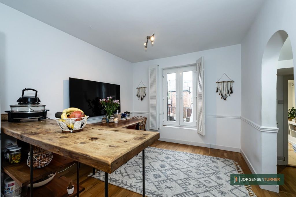 Property photo 3 of 12 Dining Area .Jpg