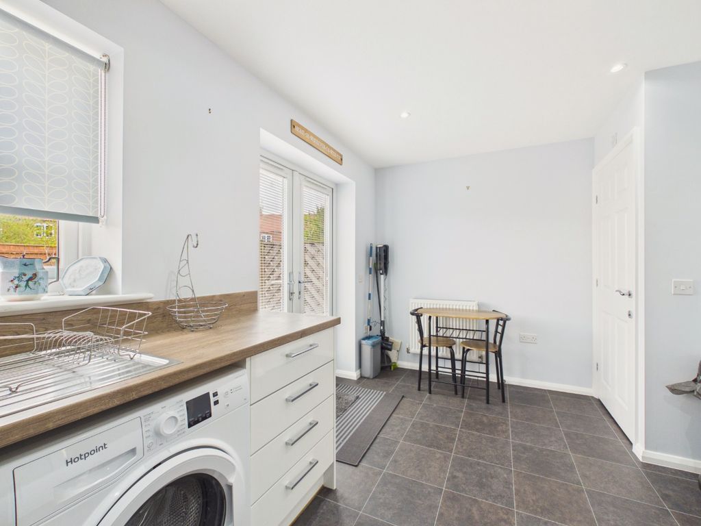 Property photo 3 of 14 5129376