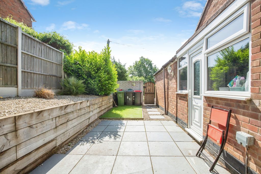 Property photo 3 of 21 87591853-Mw26-107