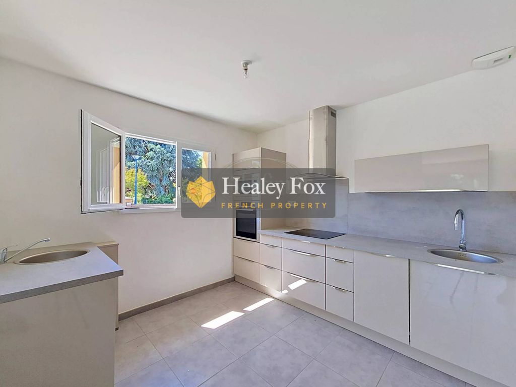 Property photo 3 of 11 Bfa5F1250Ef3Fffbaa7F899B57Eb6635
