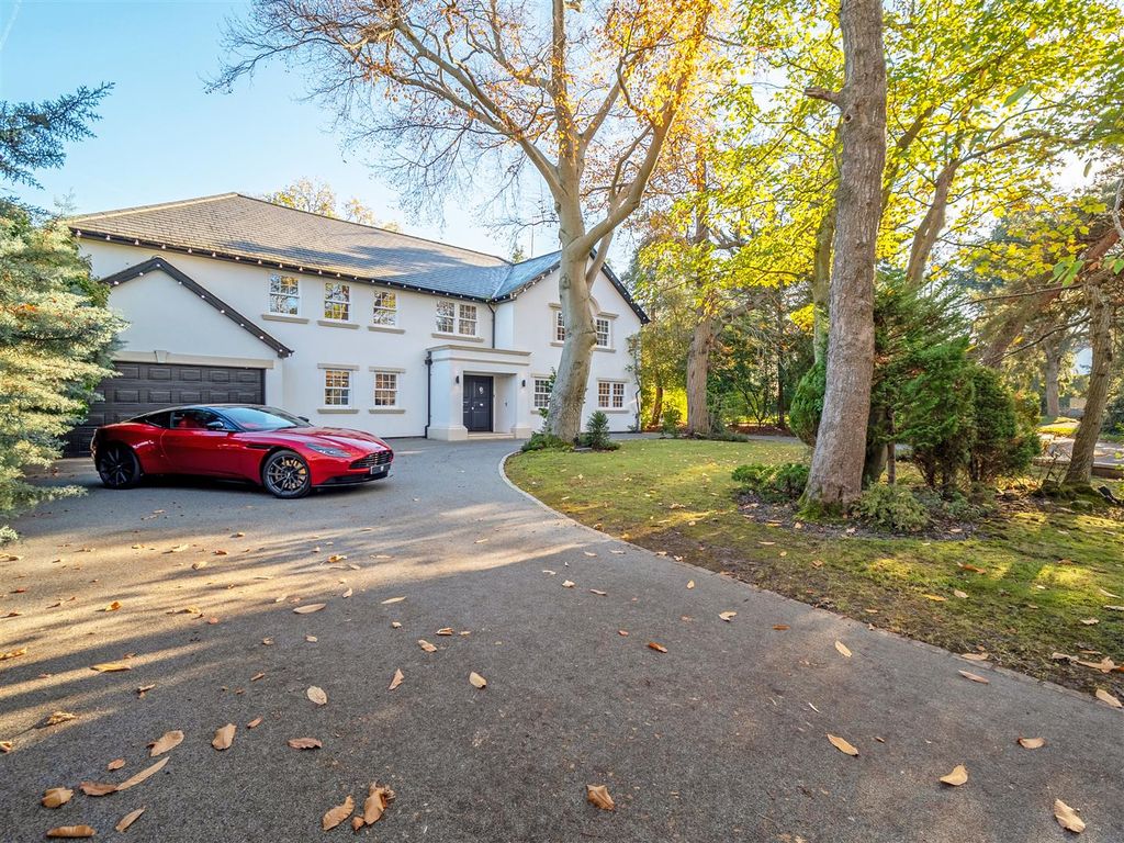 Property photo 1 of 30