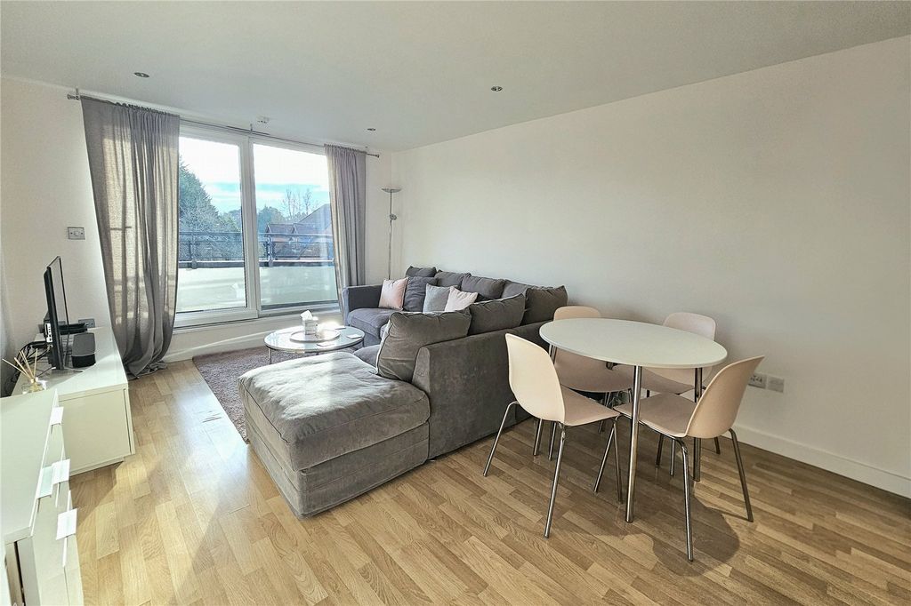 Property photo 2 of 11 Picture No. 07