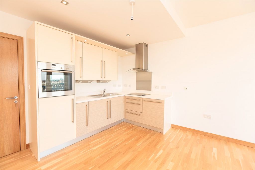 Property photo 2 of 9 Photo 2