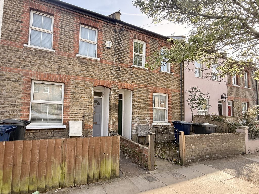 Property photo 3 of 11