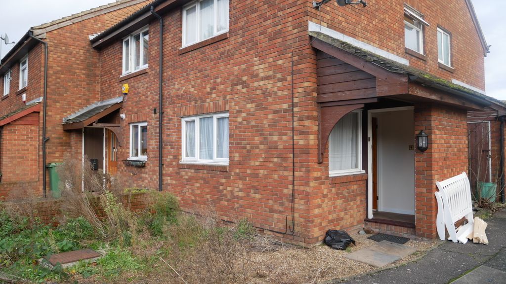 Property photo 1 of 5