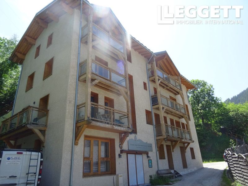 Property photo 2 of 10