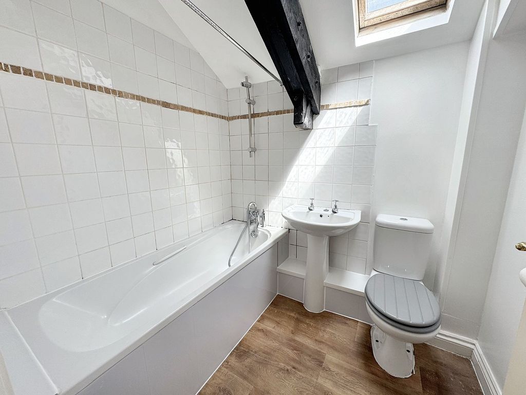 Additional image 6 of 2 bed flat for saleChapel Street, Tiverton EX16