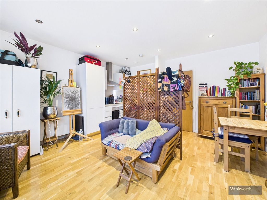 Property photo 2 of 5 Picture No. 01