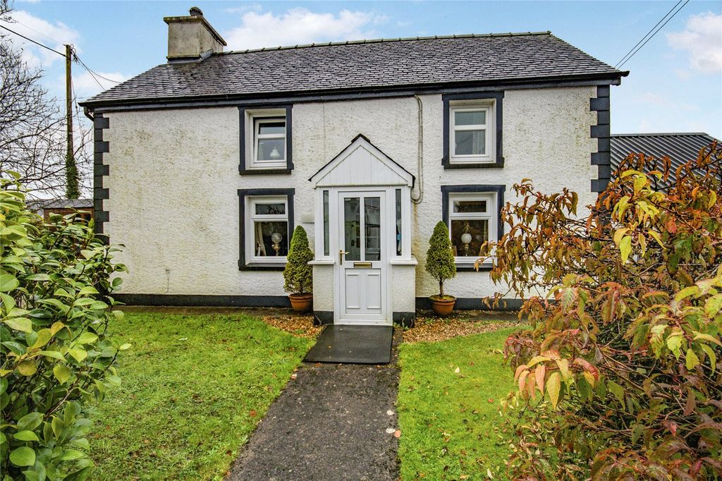 Property photo 2 of 17 Picture No. 11