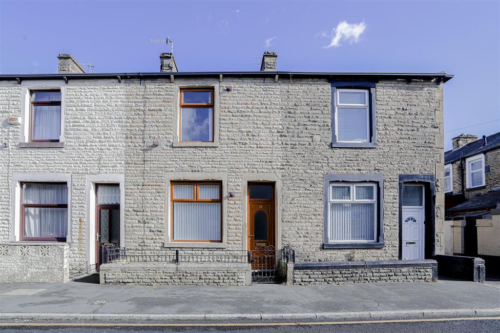 Property photo 1 of 16 2.Jpg