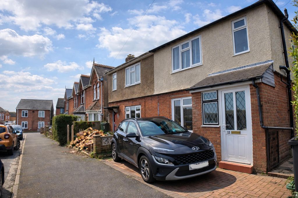 Property photo 1 of 14 Front (Exterior)