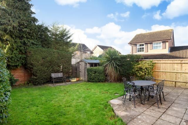 Property photo 3 of 10 Garden View