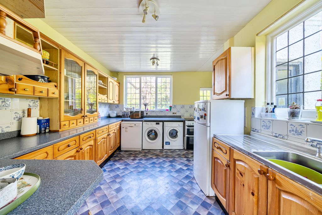 Additional image 7 of 6 bed detached house for saleRoyston Park Road, Pinner HA5