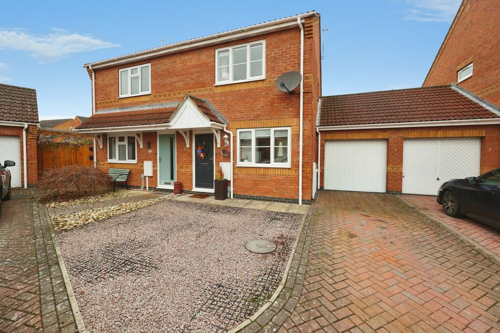 Property photo 1 of 14 4830961