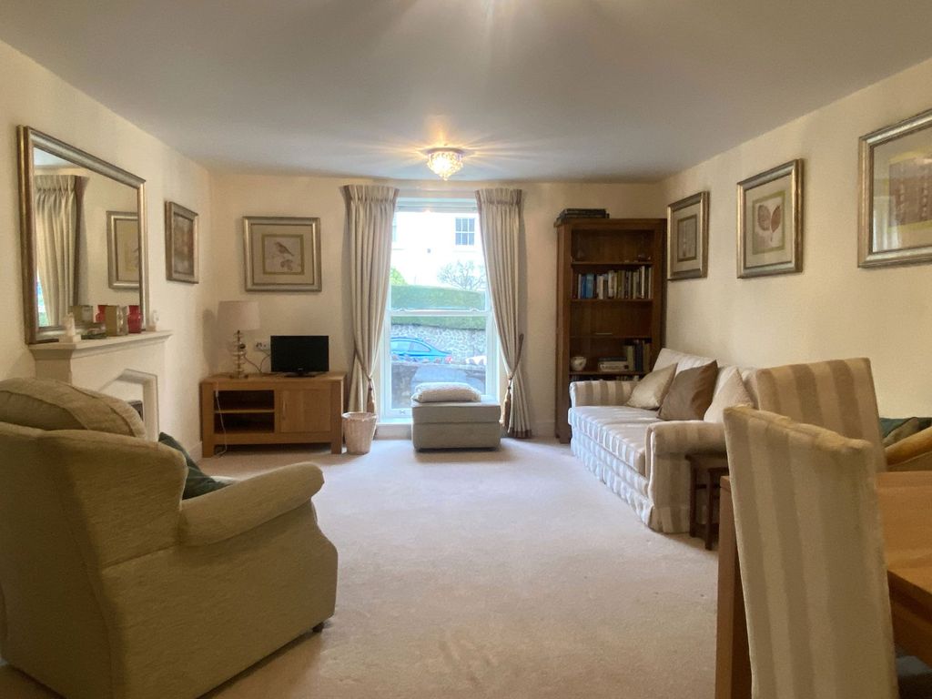 Additional image 4 of 1 bed flat for saleVictoria Road, Malvern, Worcestershire WR14