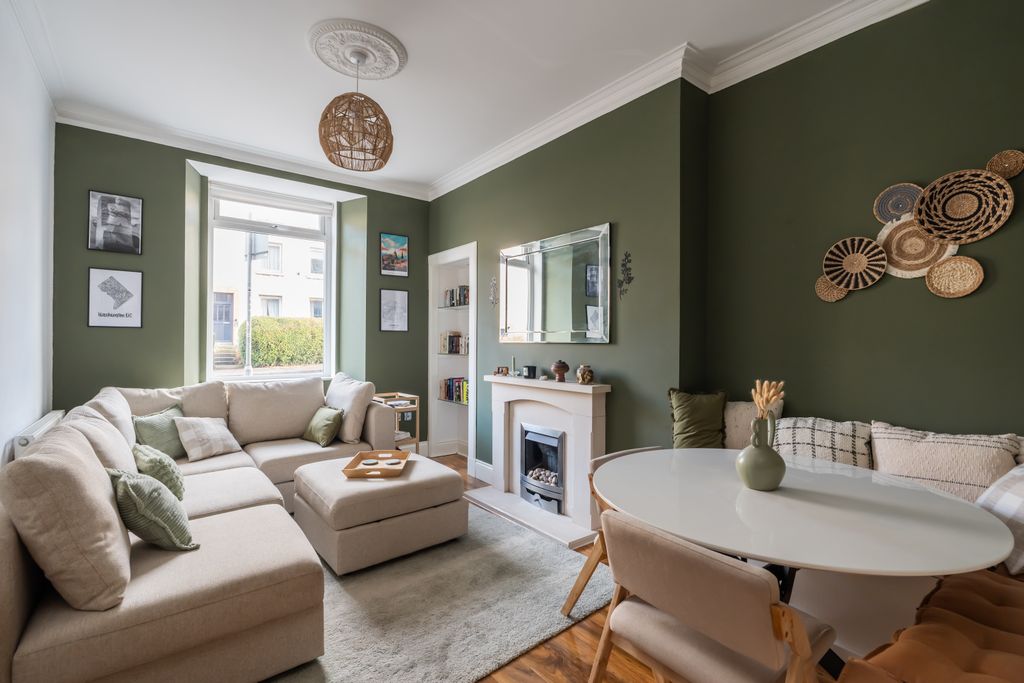 Property photo 2 of 18 Property Image 2