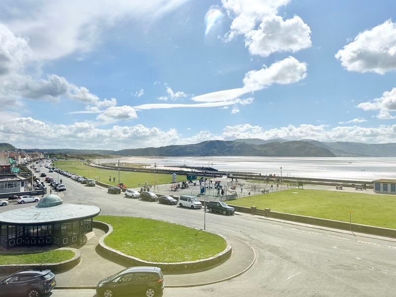 Property photo 3 of 16 Photo 3