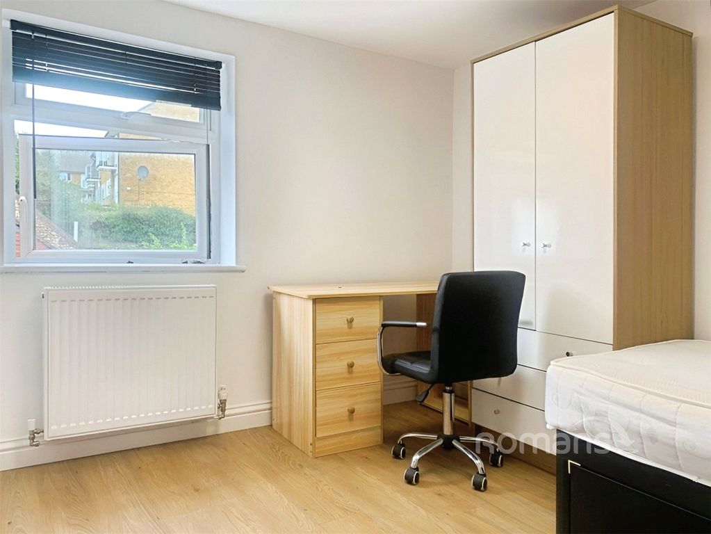 Property photo 3 of 5 Picture No. 03