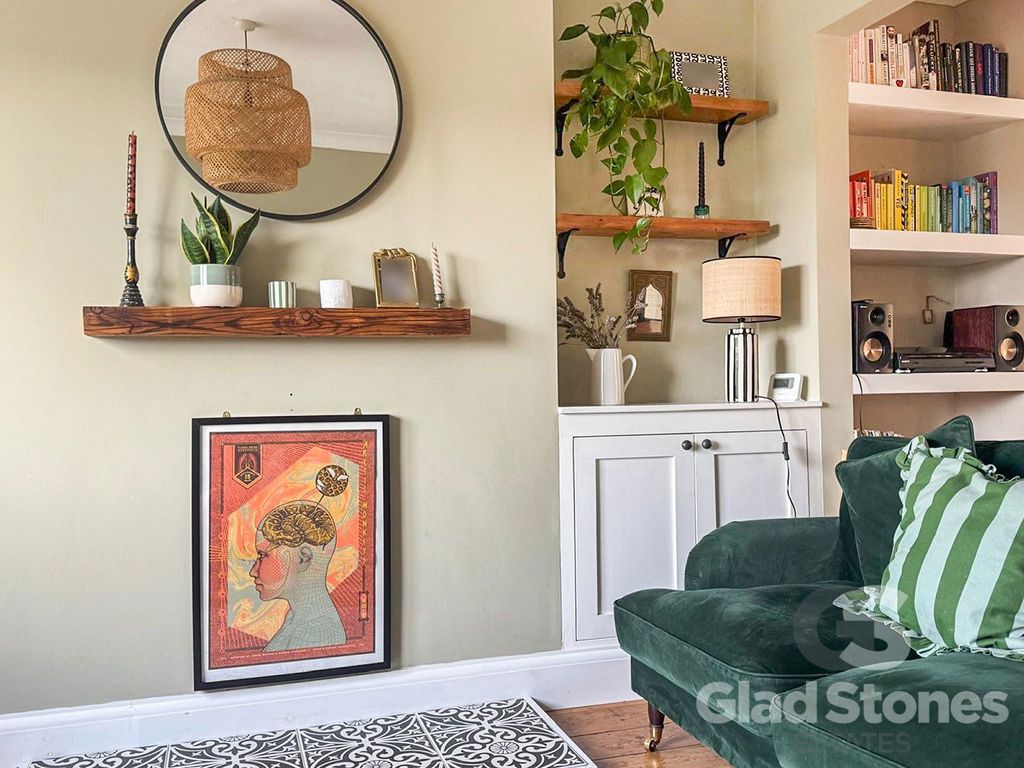 Property photo 3 of 23