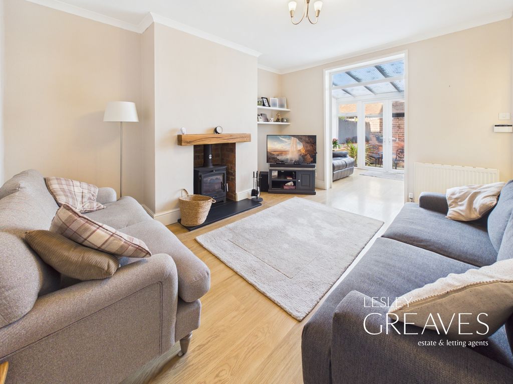 Property photo 3 of 25 Living Room