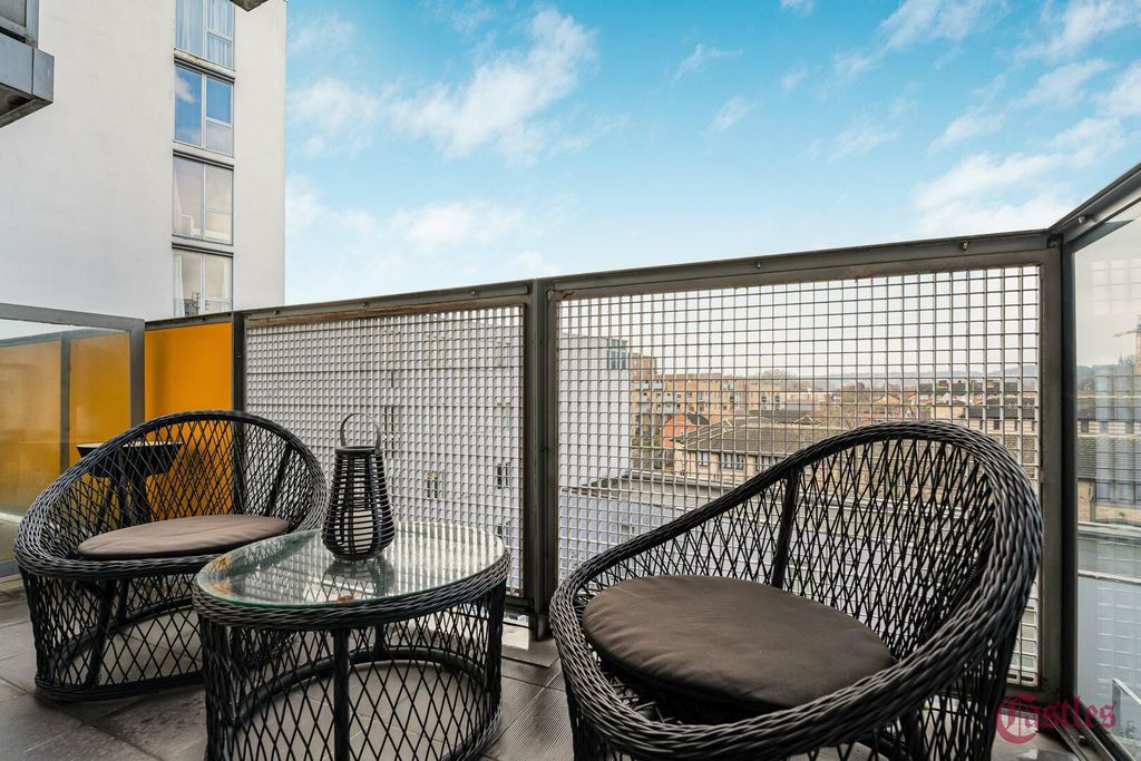 Property photo 2 of 13 Balcony